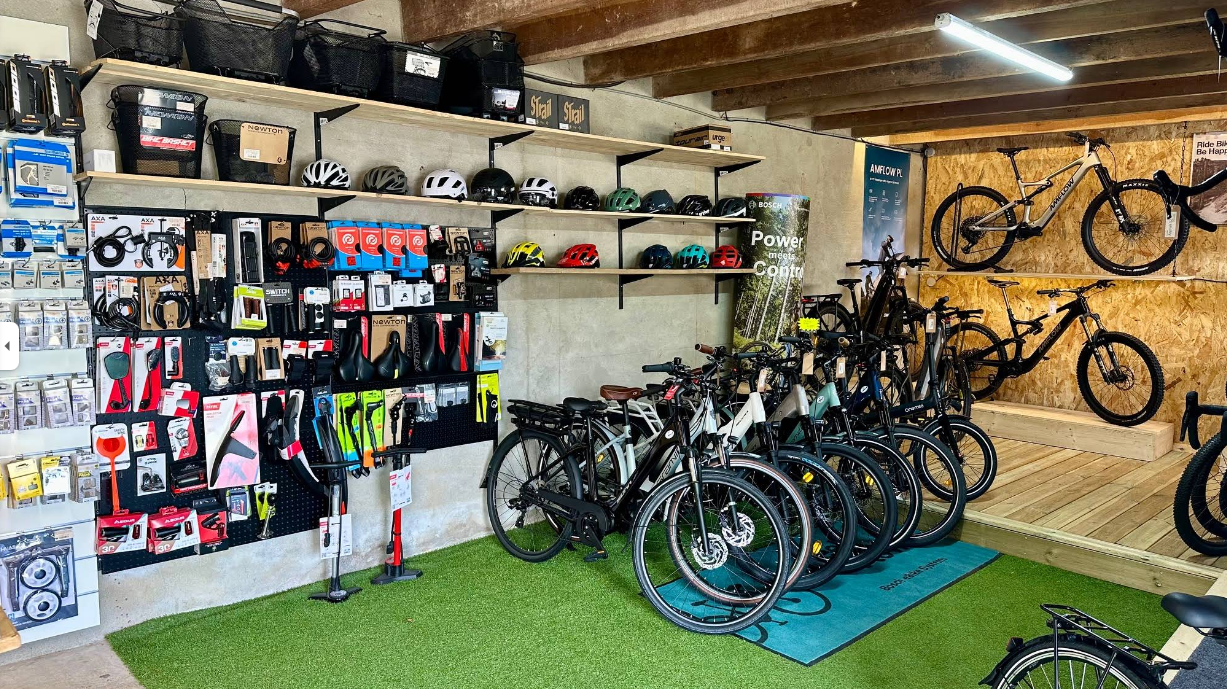 Vente de vélos neufs et d'occasion VTT VTC électrique